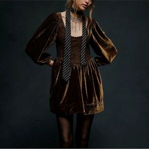 FREE PEOPLE FARRIER VELVET MINI DRESS SIZE M MSRP $128.00 NWOT